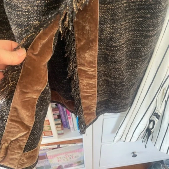 VINTAGE Dolce & Gabbana Tweed Wool Coat Fur Collar Made in Italy Size 42  US 6/8 - Picture 3 of 13